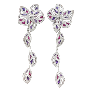 White gold Cartier earrings "Caresse d'orchidées" collection, diamonds, tourmalines and améthysts.