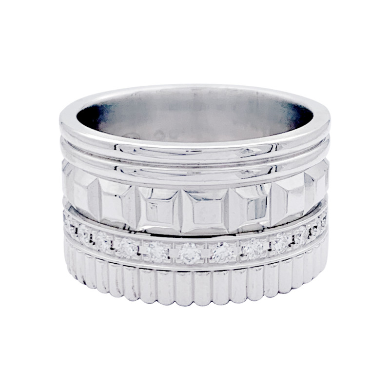 Bague Boucheron, "Quatre Radiant Edition", or blanc, diamants.