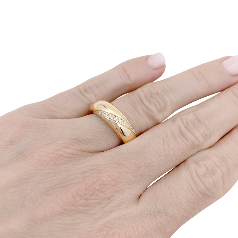 Bague Chaumet "Anneau" or jaune, diamants.