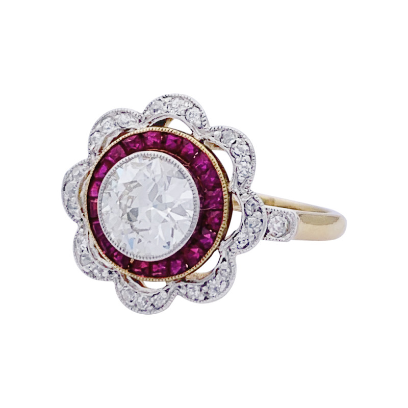 A Diamond, calibrated rubies gold and platinum antique ring.