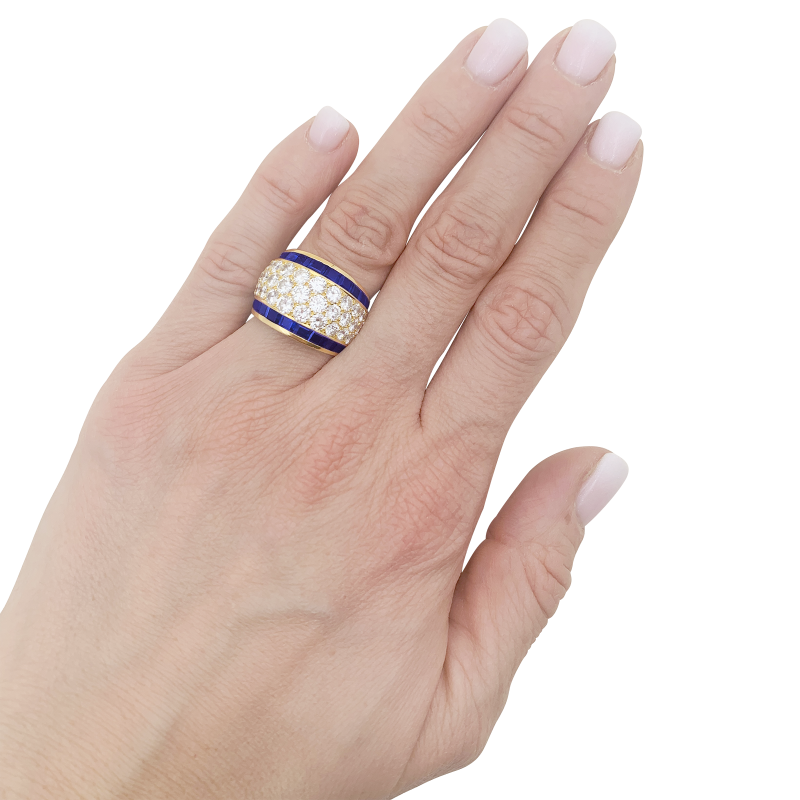 Bague vintage or jaune, diamants, saphirs calibrés.