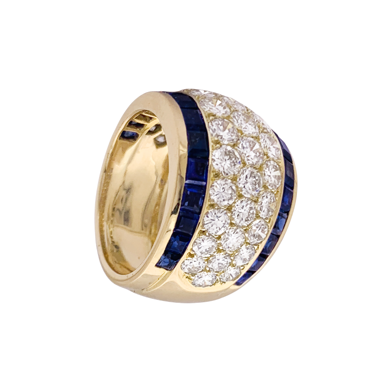Bague vintage or jaune, diamants, saphirs calibrés.