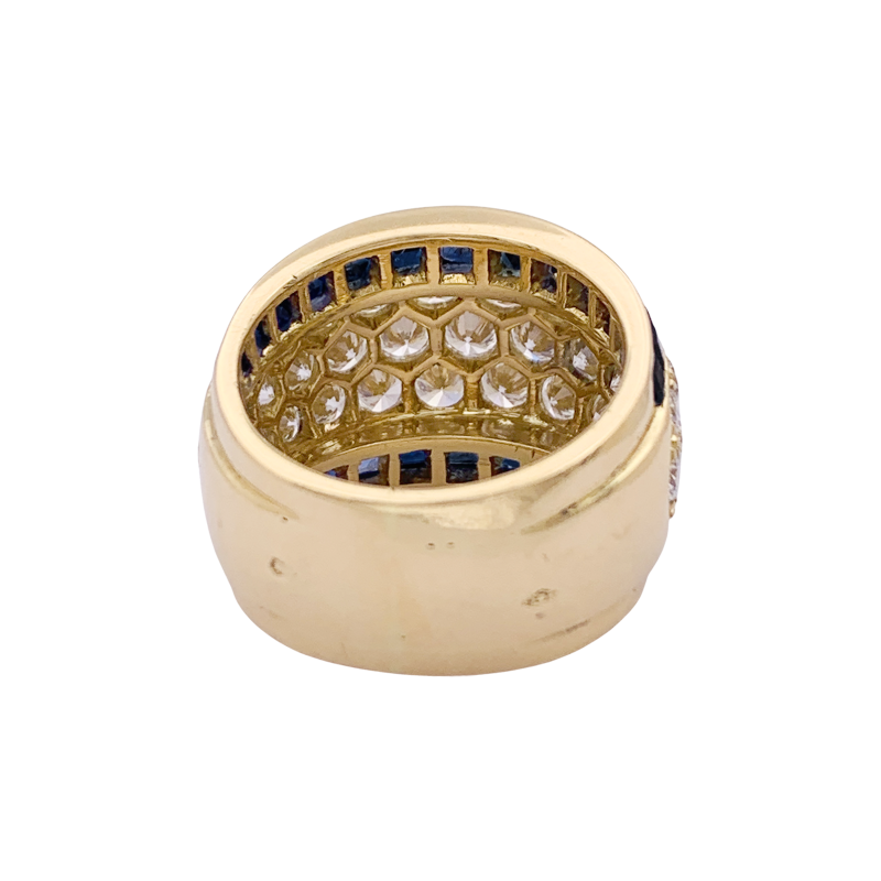 Bague vintage or jaune, diamants, saphirs calibrés.