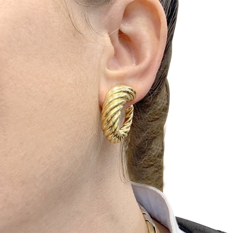 Boucles d'oreilles vintage, or jaune.