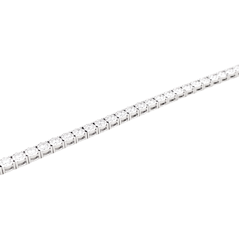Bracelet ligne or blanc, diamants.