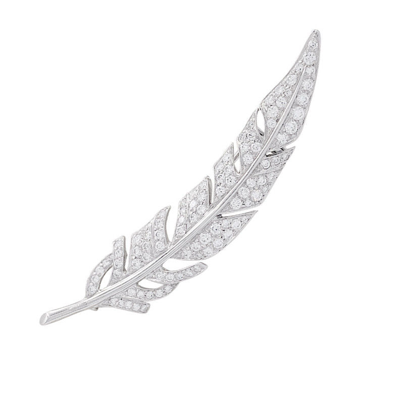 Boucheron white gold and diamonds "Feather" brooch.