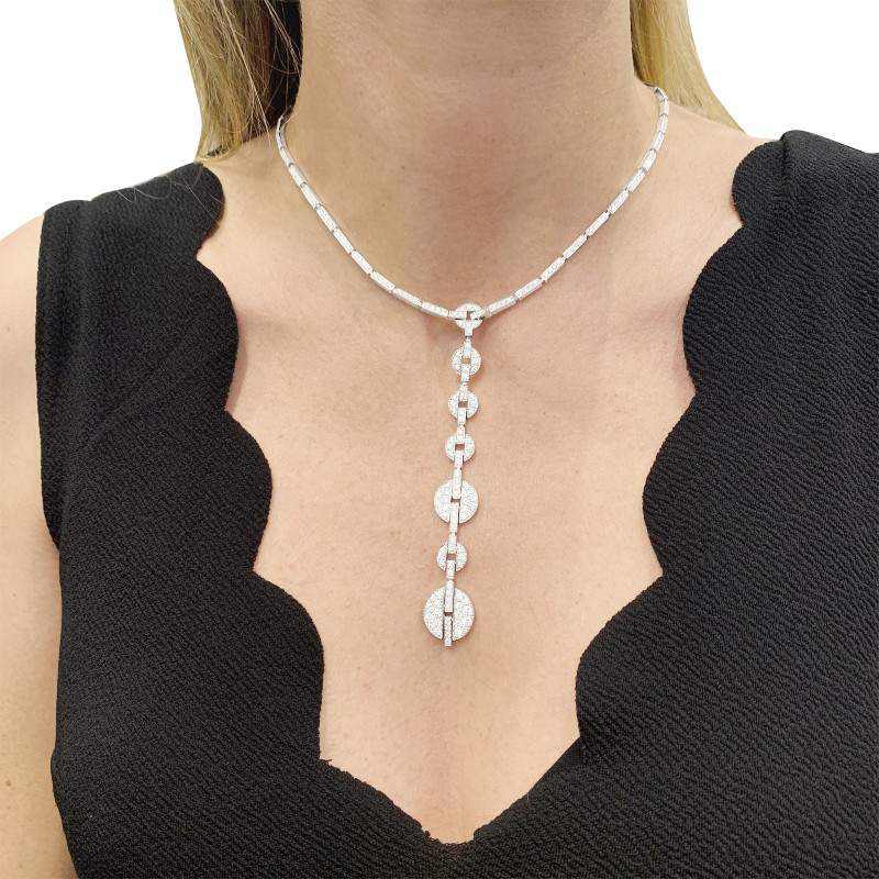 Collier Haute Joaillerie Cartier "Himalia" or blanc, diamants.