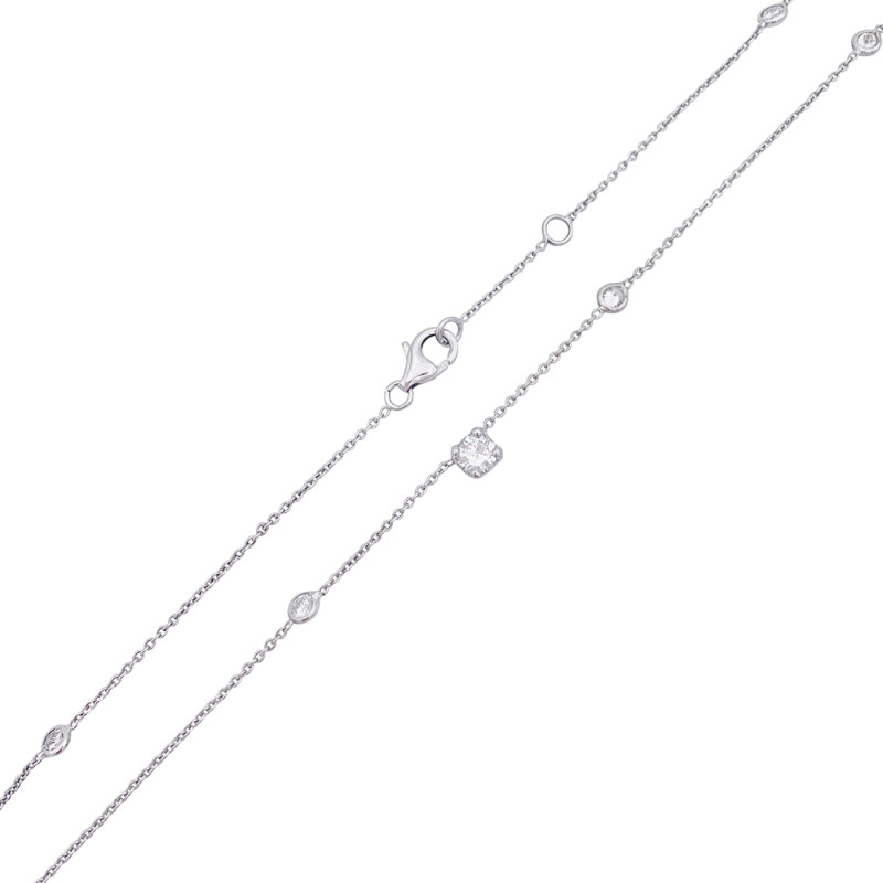 White gold and diamonds necklace.