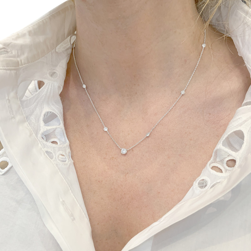 White gold and diamonds necklace.