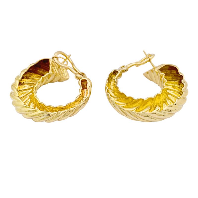 Vintage gadrooned earrings.
