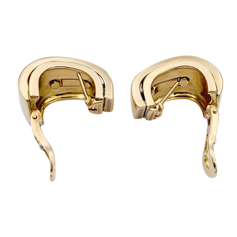 Gold de Grisogono earrings.