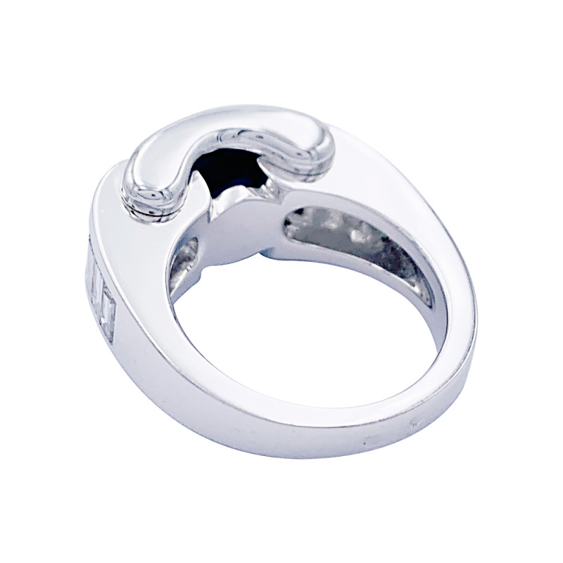 Bague Mauboussin, "Alessandra", or blanc, saphir, diamants.