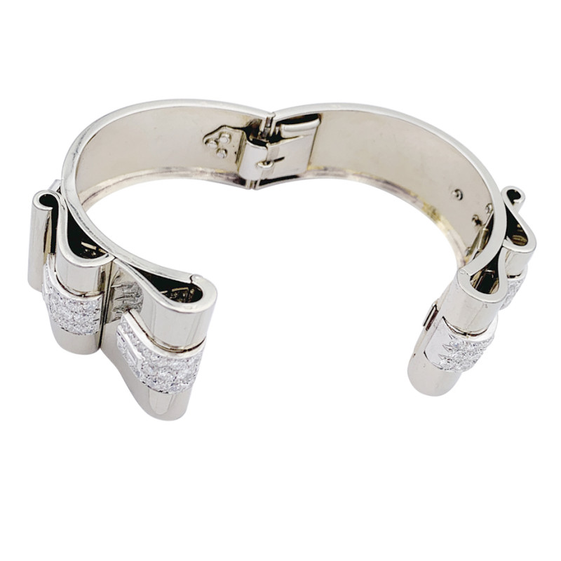 Art Déco René Boivin platinum, white gold and diamonds bracelet.