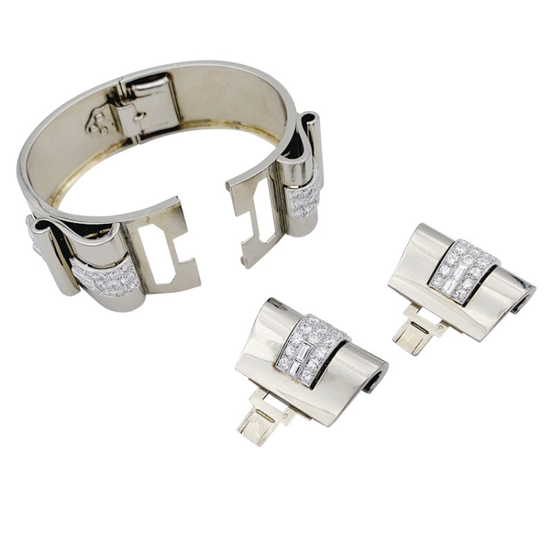 Art Déco René Boivin platinum, white gold and diamonds bracelet.
