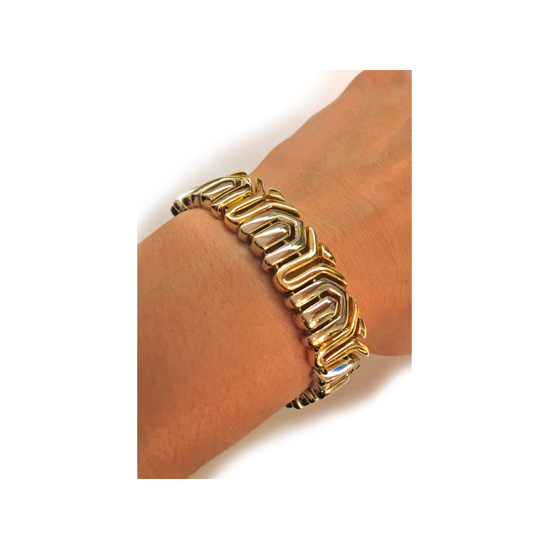 Yellow and white gold Boucheron bracelet.