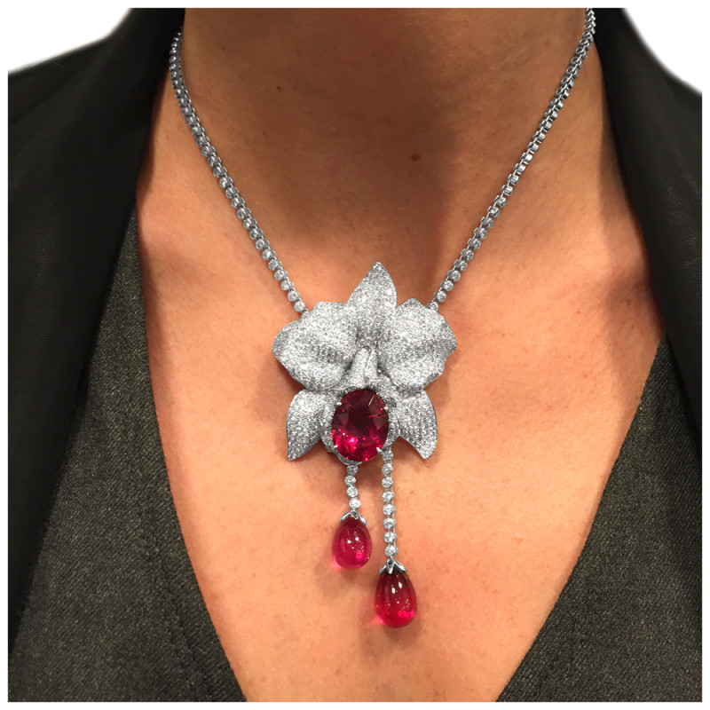 Collier Cartier "Bahamas" en platine et or blanc, diamants et rubellites.