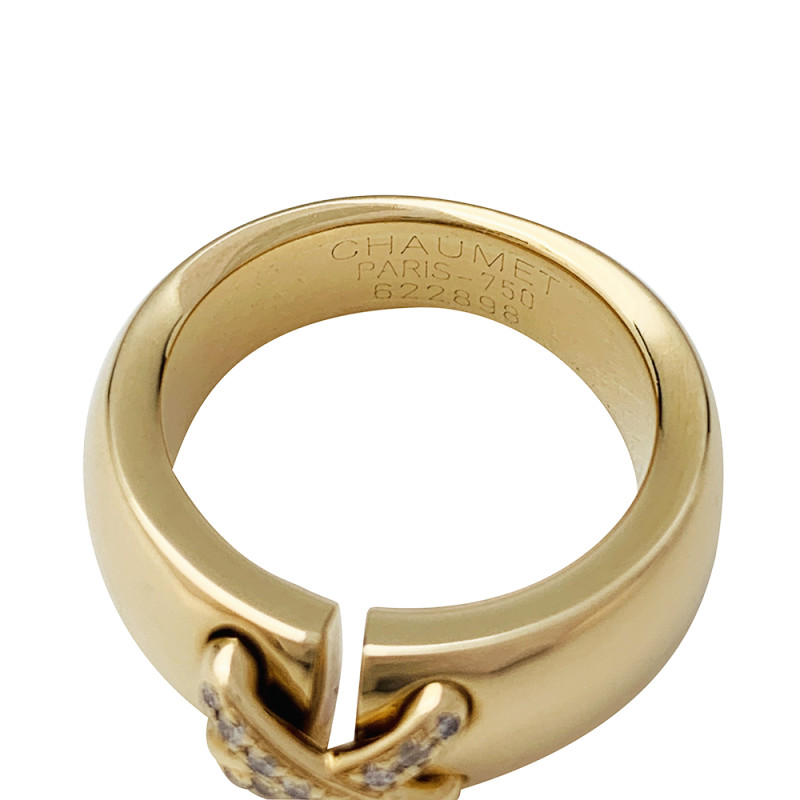 Yellow gold and diamond Chaumet ring, "Lien" collection.