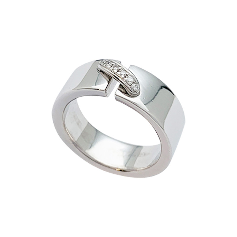 White gold Chaumet "Liens" ring, diamonds.
