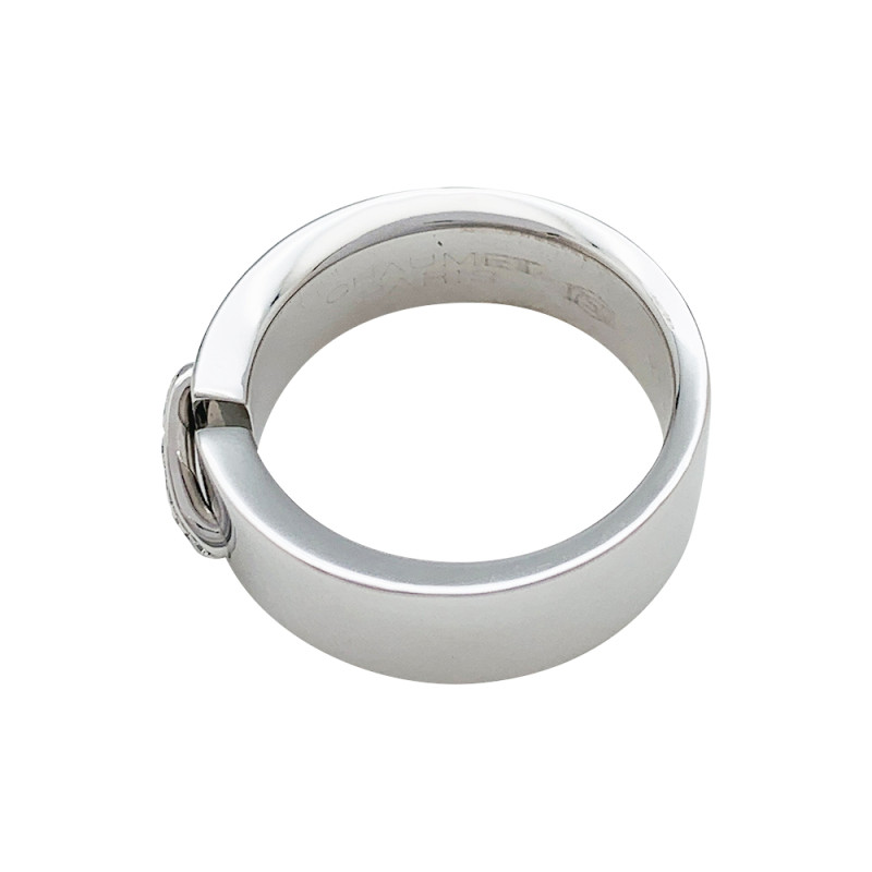 White gold Chaumet "Liens" ring, diamonds.