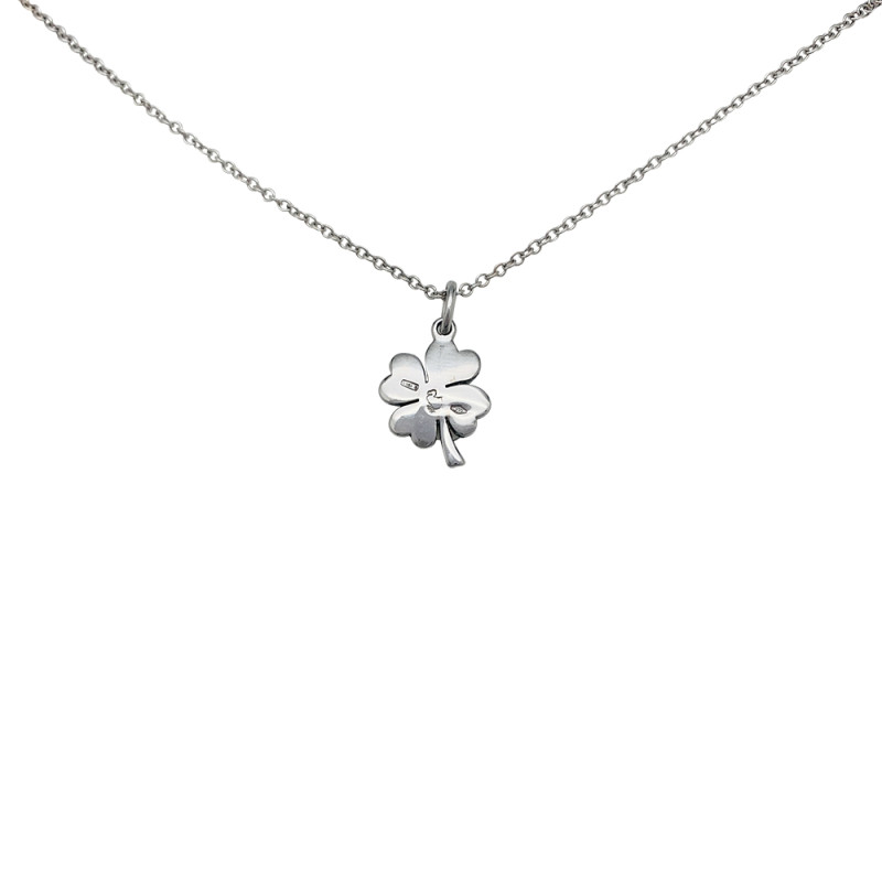 White gold Dodo clover necklace, diamonds.
